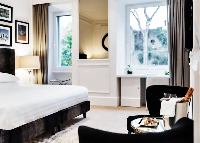Hotel The Shire Rome