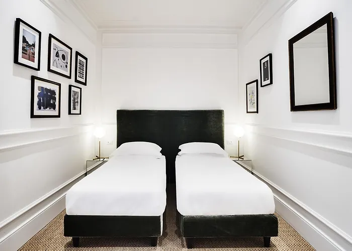 The Shire 3* Roma